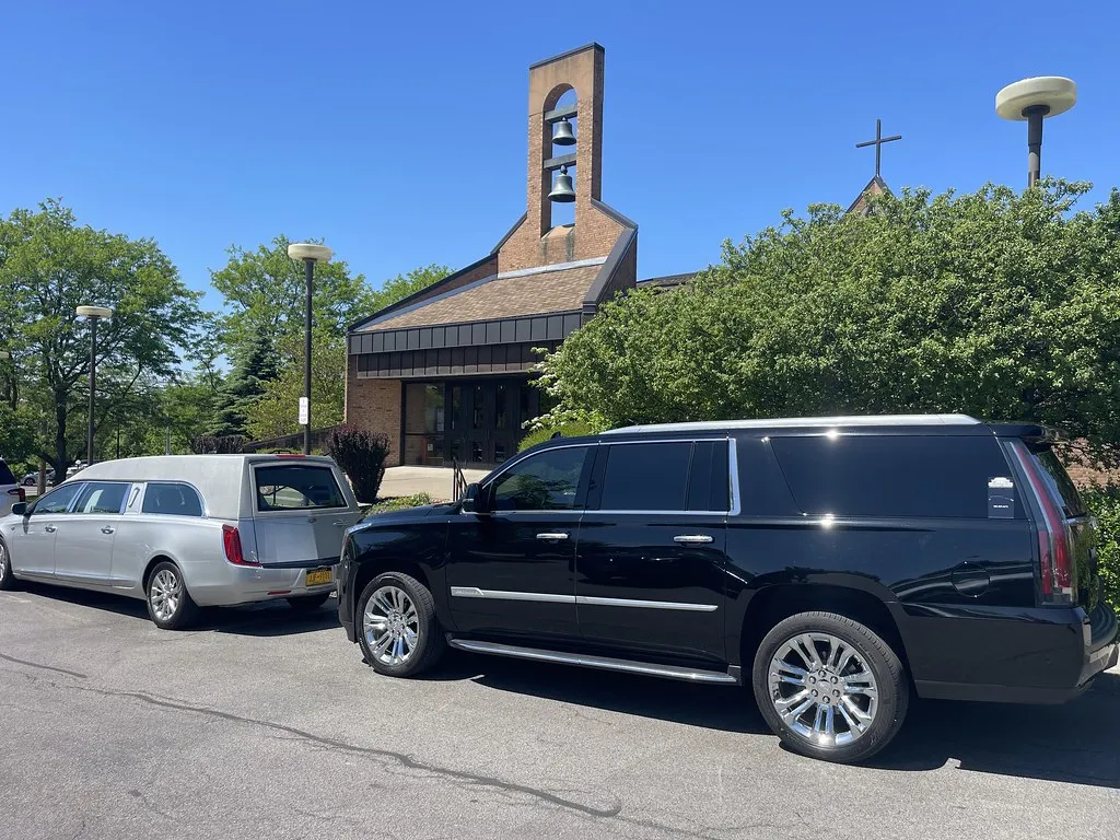 53752894040 ae718fcba3 b